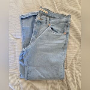 Levis, boyfriend cropped jeans